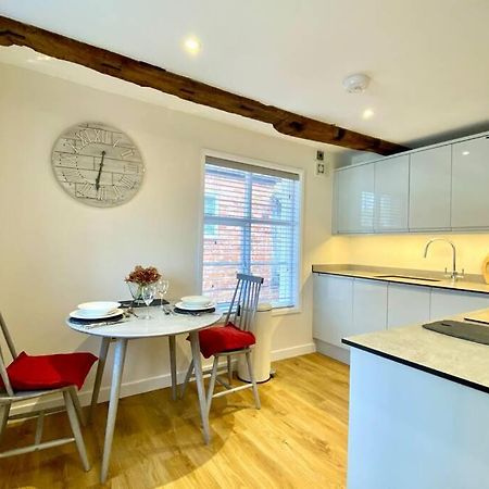 Tilly'S A Perfect Apartment In The Market Town Of เลดบรี ภายนอก รูปภาพ