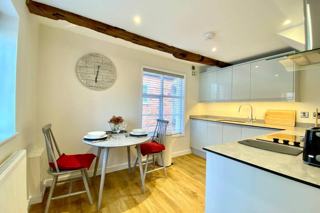 Tilly'S A Perfect Apartment In The Market Town Of เลดบรี ภายนอก รูปภาพ