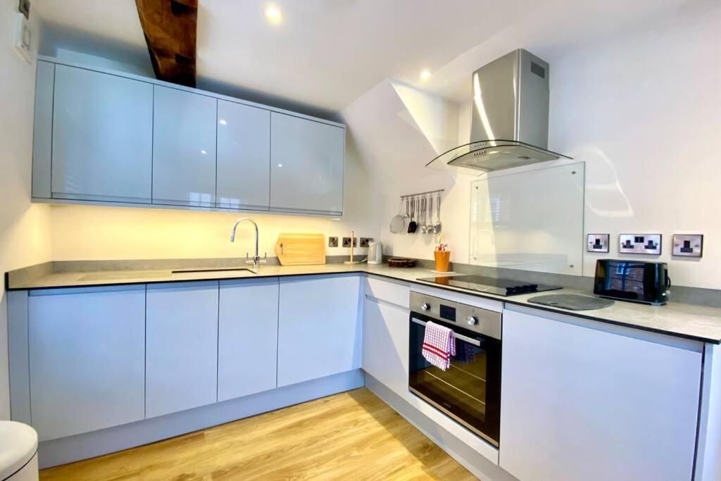 Tilly'S A Perfect Apartment In The Market Town Of เลดบรี ภายนอก รูปภาพ